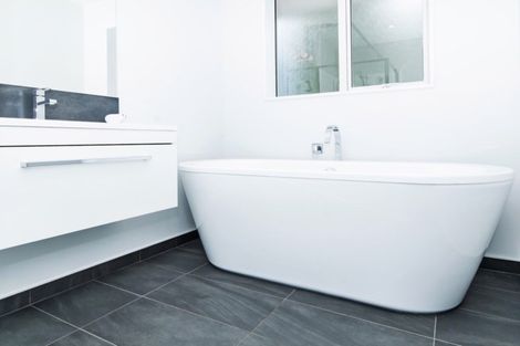 Photo of property in 11 Courtfield Close, Parklands, Christchurch, 8083