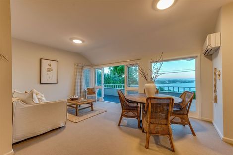 Photo of property in 52 Saint Andrews Hill Road, Mount Pleasant, Christchurch, 8081