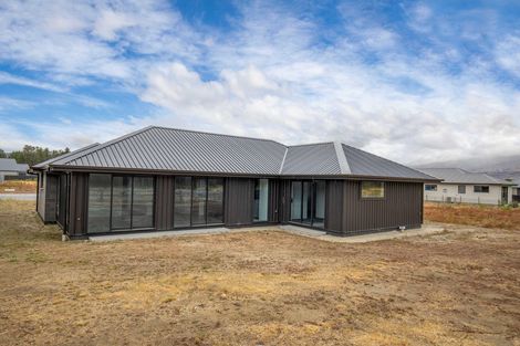 Photo of property in 4 Pollock Street, Alexandra, 9320