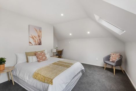 Photo of property in 7 Goodall Place, Redwood, Christchurch, 8051