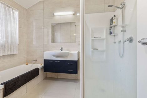 Photo of property in 17 Macartney Avenue, Halswell, Christchurch, 8025