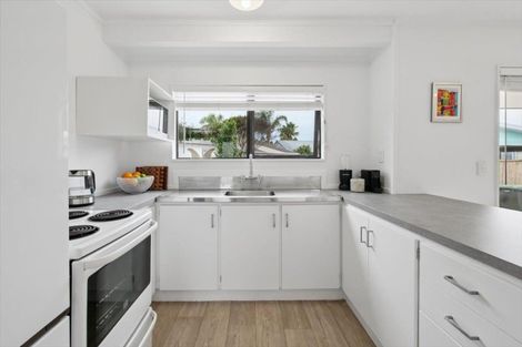 Photo of property in 13a Opal Drive, Papamoa Beach, Papamoa, 3118