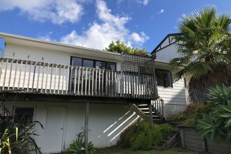 Photo of property in 1/70 Oaktree Avenue, Browns Bay, Auckland, 0630