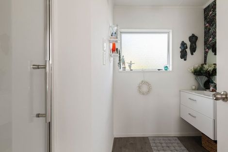 Photo of property in 2/16 Parkers Road, Tahunanui, Nelson, 7011