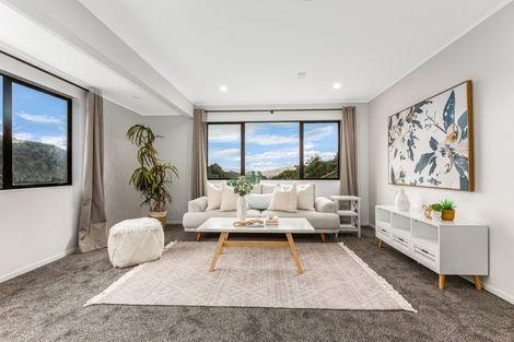 Photo of property in 72 Omapere Street, Whitby, Porirua, 5024