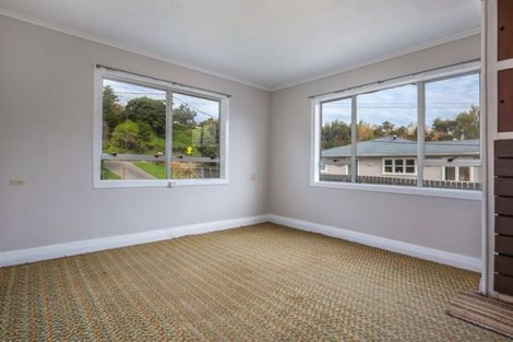 Photo of property in 25 Paekakariki Hill Road, Pauatahanui, Porirua, 5381