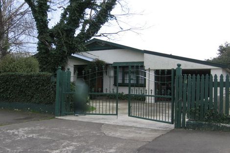 Photo of property in 69 Russell Street, Palmerston North, 4414