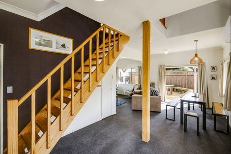 Photo of property in 205b Grove Road, Mayfair, Hastings, 4122