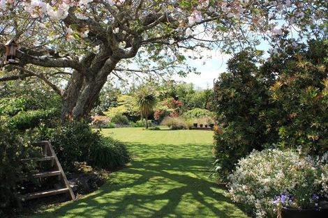 Photo of property in 1266 Egmont Road, Egmont Village, New Plymouth, 4372