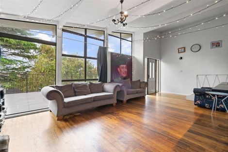 Photo of property in 5 Leeson Place, Mangere, Auckland, 2022