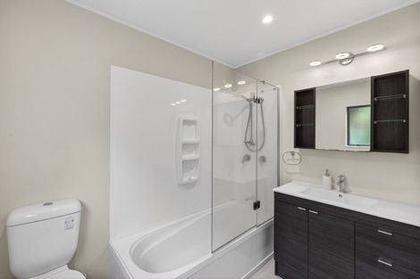 Photo of property in 13 Coach Drive, Otumoetai, Tauranga, 3110