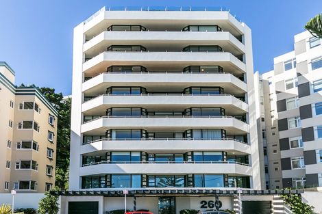 Photo of property in 6/260 Oriental Parade, Oriental Bay, Wellington, 6011