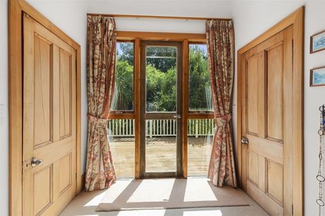 Photo of property in 9 Mount Cecil Road, Judgeford, Porirua, 5381