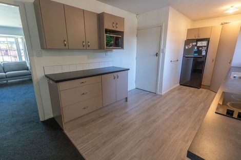 Photo of property in 2/28 Rosedale Place, Avonhead, Christchurch, 8042