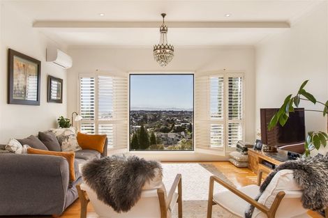 Photo of property in 30 Major Aitken Drive, Huntsbury, Christchurch, 8022