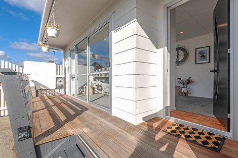 Photo of property in 77 Herbert Avenue, Cloverlea, Palmerston North, 4412