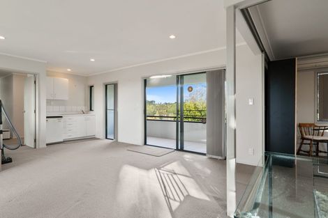 Photo of property in 265 Trig Road, Whitford, Howick, 2571