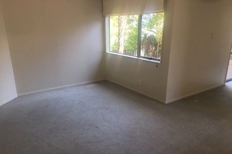 Photo of property in 1/36 Roberts Road, Glenfield, Auckland, 0629