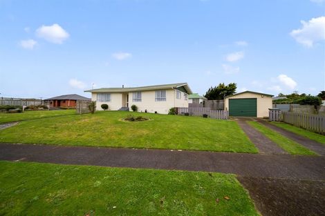 Photo of property in 3 Totara Crescent, Hawera, 4610