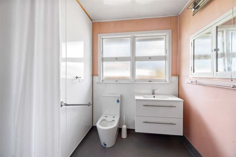 Photo of property in 5 Rowley Avenue, Hillmorton, Christchurch, 8025