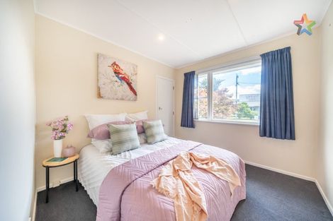 Photo of property in 2 Molloys Road, Te Marua, Upper Hutt, 5018