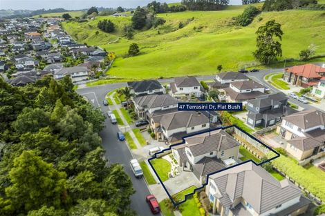 Photo of property in 47 Terrasini Drive, Flat Bush, Auckland, 2019