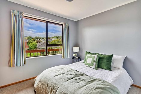 Photo of property in 123 Oriel Avenue, Tawa, Wellington, 5028