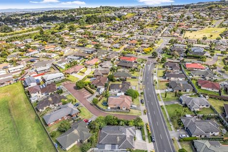 Photo of property in 54 Magic Way, Randwick Park, Auckland, 2105