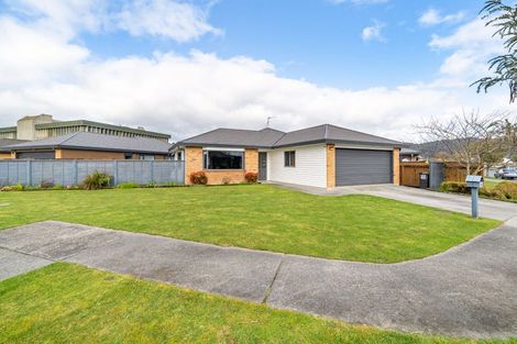 Photo of property in 13 Talbot Grove, Trentham, Upper Hutt, 5018