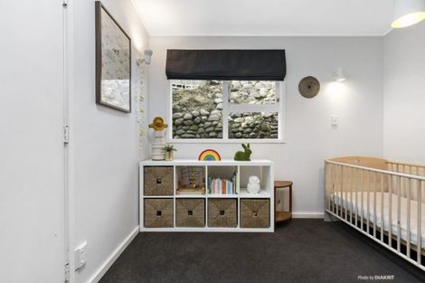 Photo of property in 9 Ardross Avenue, Khandallah, Wellington, 6035