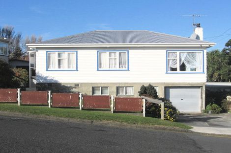 Photo of property in 4 Herewini Street, Titahi Bay, Porirua, 5022