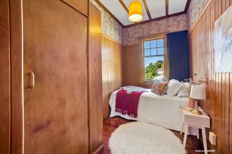 Photo of property in 4 Beach Street, Island Bay, Wellington, 6023