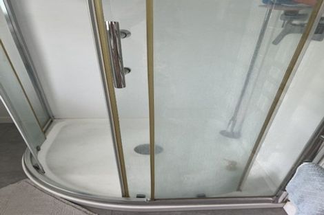 Photo of property in 98 Matipo Road, Mairangi Bay, Auckland, 0630