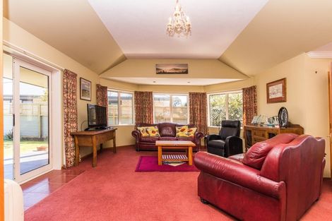 Photo of property in 44 Durham Street, Winton, 9720