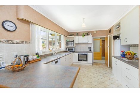 Photo of property in 118 Stanley Avenue, Te Aroha, 3320