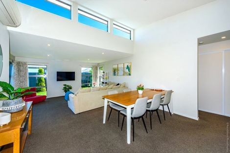 Photo of property in 10 Meyer Crescent, Halswell, Christchurch, 8025