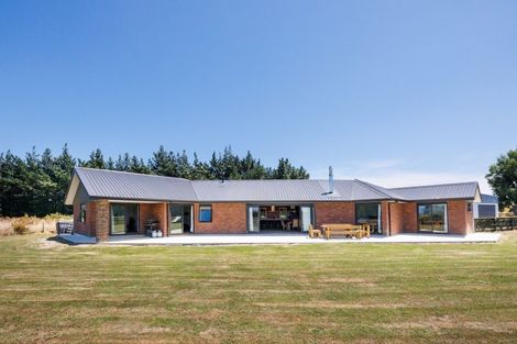 Photo of property in 269 Hoihere Road, Tiakitahuna, Palmerston North, 4477