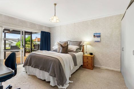 Photo of property in 46 Sale Street, Cockle Bay, Auckland, 2014