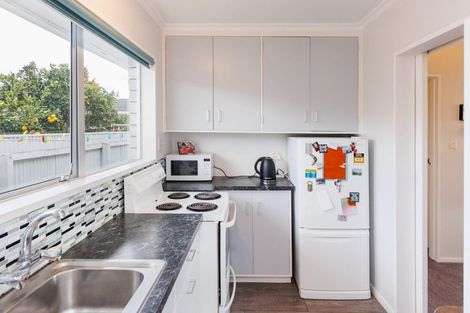 Photo of property in 28 Frimley Street, Awapuni, Palmerston North, 4412