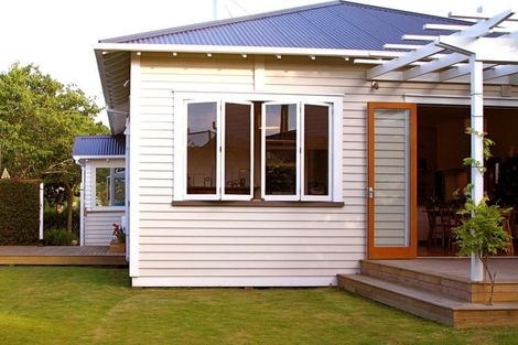 Photo of property in 49 Pine Street, Mount Eden, Auckland, 1041