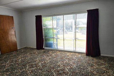 Photo of property in 10 Stirling Crescent, Hokowhitu, Palmerston North, 4410