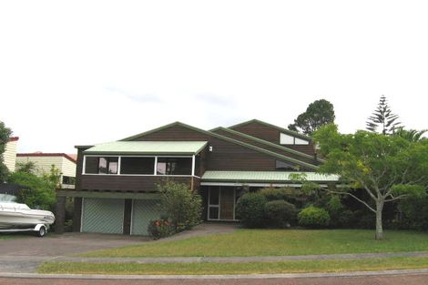 Photo of property in 6 Rosemary Avenue, Forrest Hill, Auckland, 0620