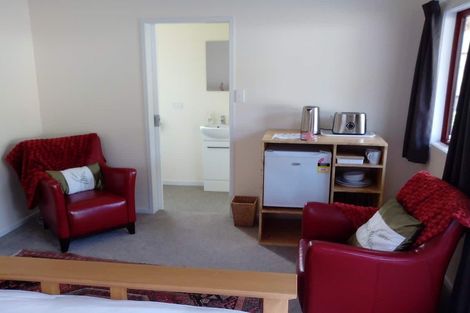Photo of property in 13 Bracken Street, New Plymouth, 4310