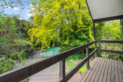 Photo of property in 16 Felstead Place, Avonhead, Christchurch, 8042