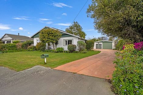 Photo of property in 15 Cleveland Street, Edgeware, Christchurch, 8013