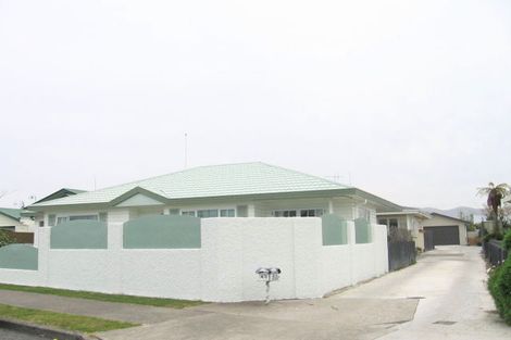 Photo of property in 43 Murphy Road, Taradale, Napier, 4112