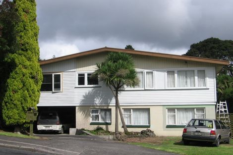 Photo of property in 19 Takapu Street, Henderson, Auckland, 0612