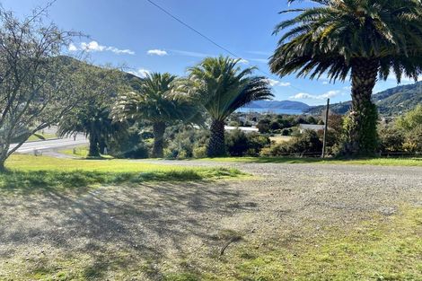 Photo of property in 204 Waikawa Road, Waikawa, Picton, 7220