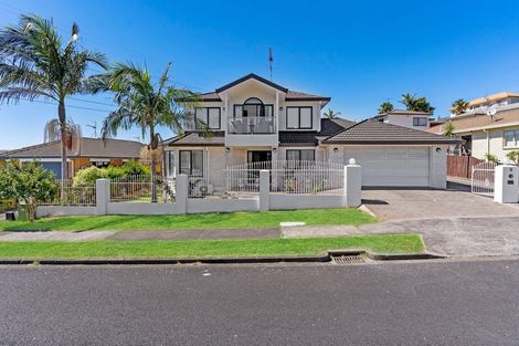 Photo of property in 8 Lowburn Place, Clover Park, Auckland, 2019