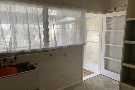 Photo of property in 10 Renwick Street, Papakura, 2110